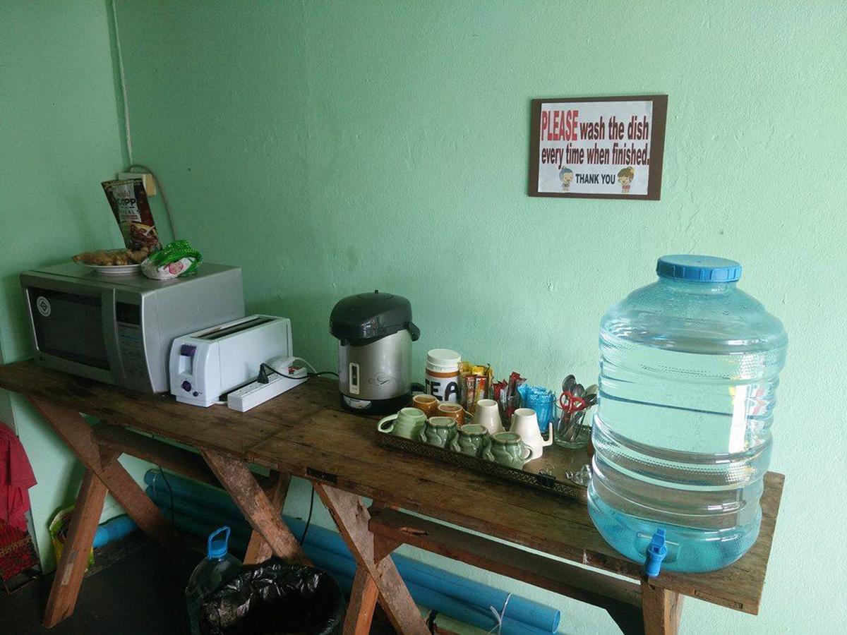 J Giant Hostel Chiang Mai Exteriör bild